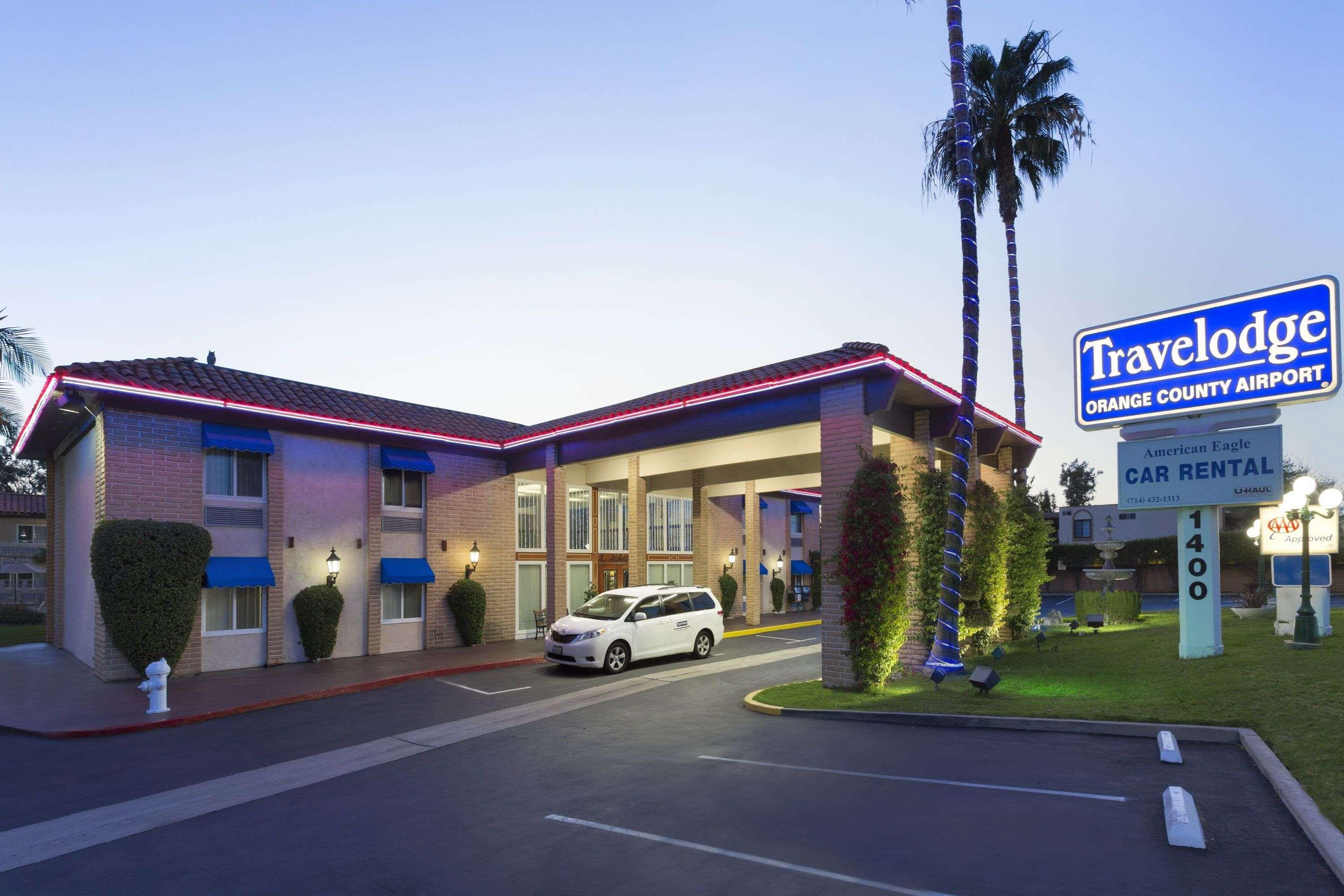 Travelodge By Wyndham Orange County Airport/ Costa Mesa Exterior photo